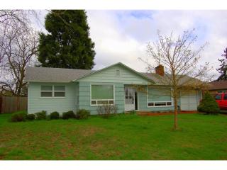 825 Hughes St, Eugene, OR 97402-1923