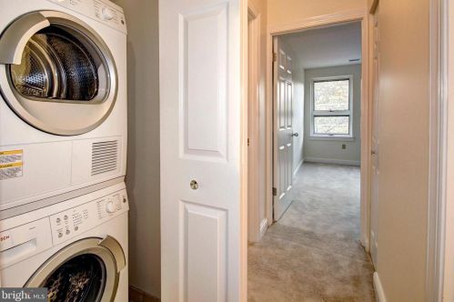 5300 43rd St, Washington DC  20015-2023 exterior