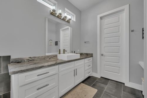 194 Bentwater Bay Dr, Montgomery TX 77356-4651 exterior