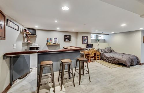 7106 Osceola Ave, Chicago IL 60634-3308 exterior