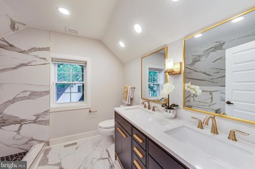 403 Dale Dr, Silver Spring MD  20910-5528 exterior