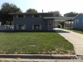 410 Fairlane Ave, Pekin, IL 61554-3846