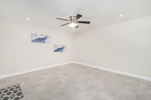 3824 Carol Ave, Phoenix AZ 85021-2091 exterior