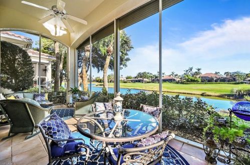 1052 Grand Isle Dr, Naples FL 34108-3325 exterior