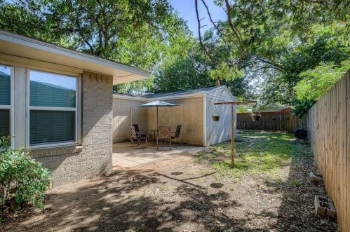 2202 Boyd St, Dallas TX  75224-1746 exterior