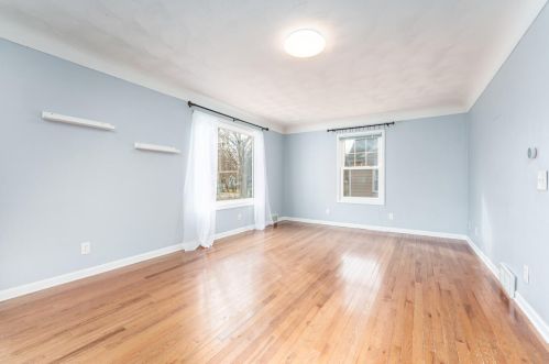 2303 Glendale Blvd, Kalamazoo MI  49004-1759 exterior