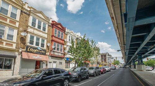 6215 Market St, Philadelphia PA 19139-2923 exterior