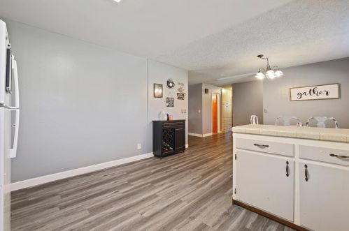 545 Quincy Rd, Turlock CA  95380-4329 exterior