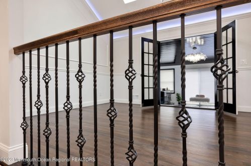 6 Stevens Pl, Hazlet NJ  07730-1205 exterior