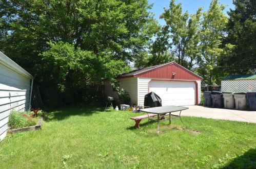 3624 94th St, Milwaukee WI 53228-1404 exterior