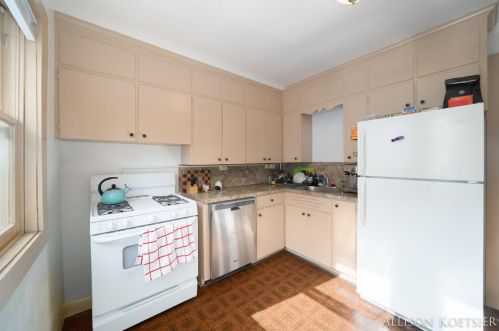 60 College Ave, Grand Rapids MI 49503-1155 exterior