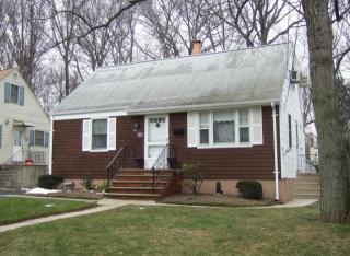 45 Colonial Ter, Springfield NJ  07081-1920 exterior