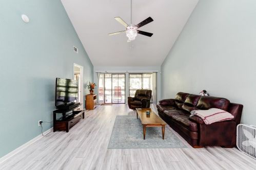 152 April Pt Dr, Montgomery TX 77356-8873 exterior