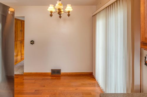 559 Oakcrest St, Wyoming MI exterior