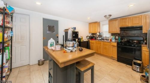 5 Joyce St, Town Center NJ 07052-5221 exterior