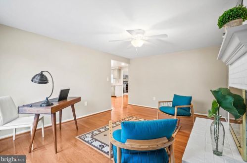 1901 Fallsmead Way, Rockville MD 20854-2640 exterior