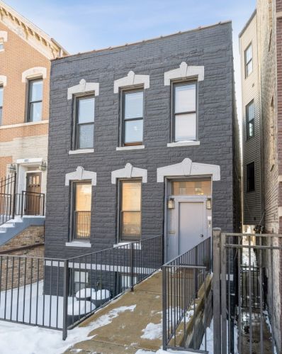 1417 Augusta Blvd, Chicago IL  60642-3940 exterior