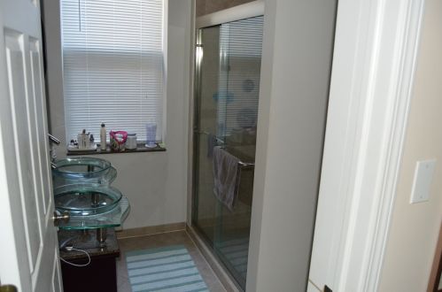 1645 Bell Ave, Chicago IL 60618-1957 exterior