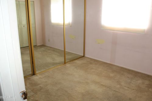 8545 33rd Ave, Phoenix AZ 85051-9006 exterior