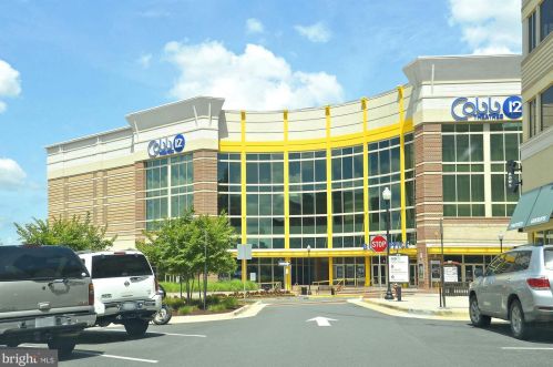 803 Catoctin Cir, Leesburg VA 20176-4951 exterior