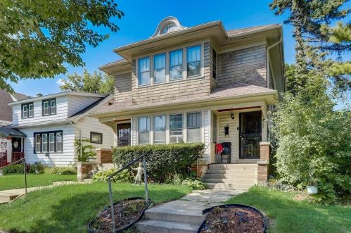 2761 54th St, Milwaukee, WI 53210-2330