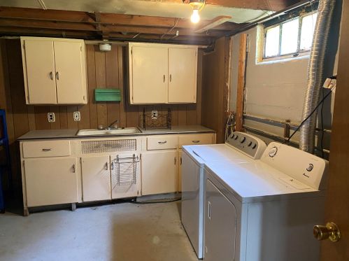 2206 Amherst Ave, Kalamazoo MI 49008-3970 exterior