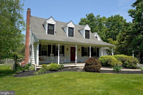 58 Mountainview Rd, Trenton, NJ 08628-1804