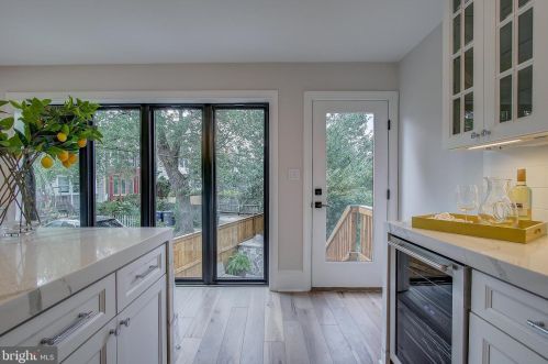 2440 Huidekoper Pl, Washington DC  20007-1826 exterior