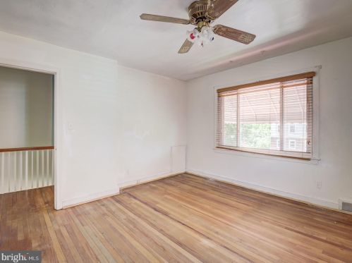 432 Orange St, Washington DC  20032-1622 exterior