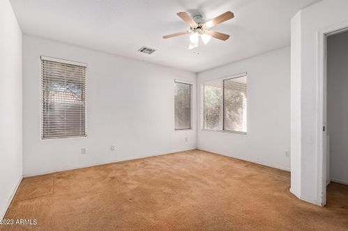 2318 65 Dr, Phoenix AZ 85033-5220 exterior