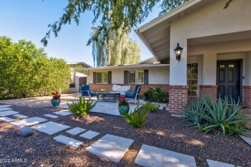 5713 20th St, Phoenix AZ  85016-2616 exterior