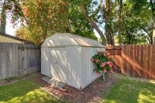 5111 El Cemonte Ave, Davis CA 95618-4415 exterior