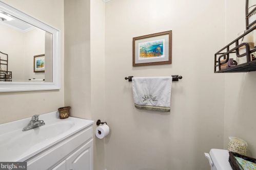 610 Federal St, Philadelphia PA 19147-4844 exterior