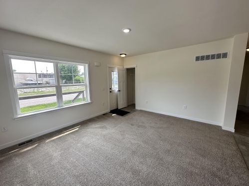 180 Houston Ave, Meskegon MI 49441-1950 exterior