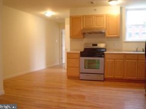 535 10th St, Philadelphia PA  19147-0012 exterior