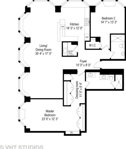 1555 Astor St, Chicago IL  60610-1673 exterior