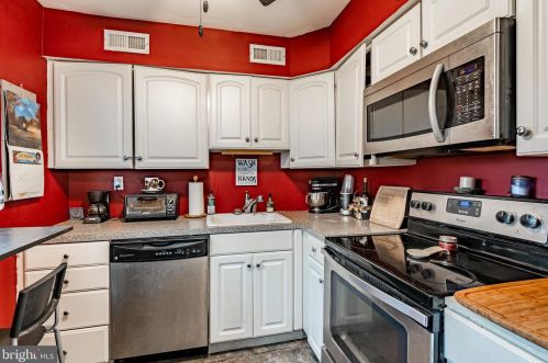 19 Frd Edge, Limerick PA 19468-2662 exterior