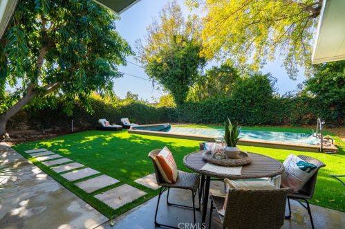 14291 Prospect Ave, Tustin CA  92780-2316 exterior