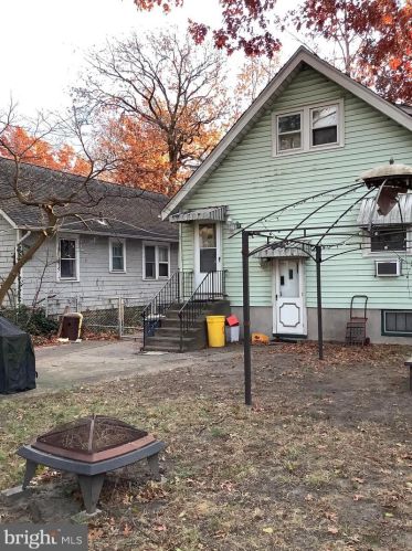 1730 42 St, Camden NJ 08110-2119 exterior