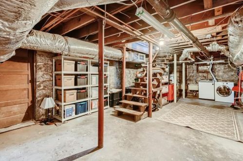 1776 Clifton Rd, Atlanta GA 30307-1252 exterior