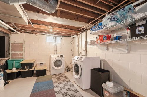 2919 Un Ave, Grand Rapids MI 49548-1215 exterior