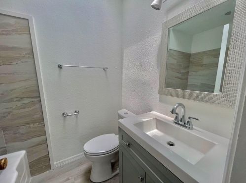 527 Broxburn Ave, Tampa FL  33617-7823 exterior