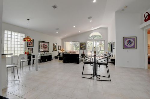 6940 Southport Dr, Boynton Beach FL 33472-6917 exterior