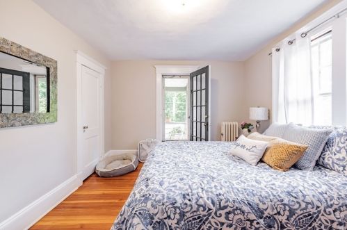 80 Roseland Ter, Springfield MA  01106-1128 exterior