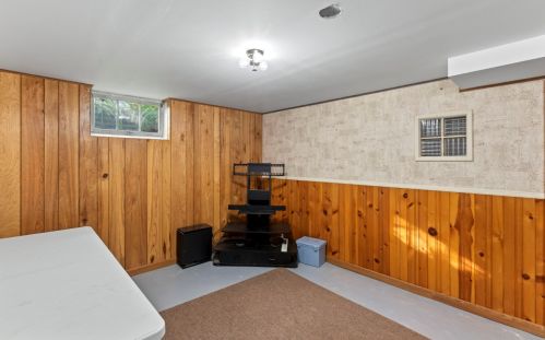 185 91st Pl, Milwaukee WI  53226-4525 exterior