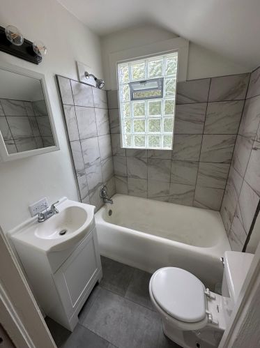 1251 5th St, Meskegon MI  49441-2071 exterior