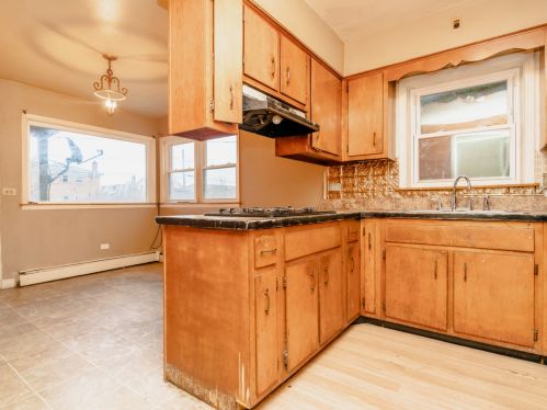 2119 Mason Ave, Chicago IL 60639-2713 exterior