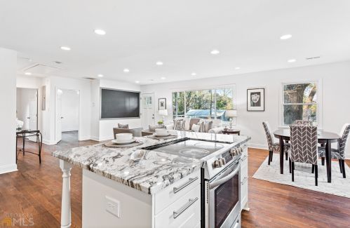 2016 Bader Ave, Atlanta GA 30310-5027 exterior