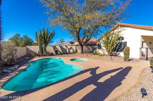 8483 Cantora Way, Tucson AZ 85743-5005 exterior