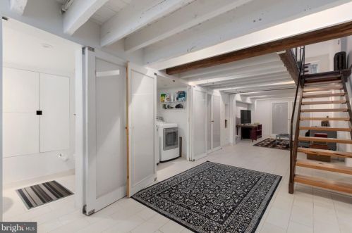 1124 13 St, Philadelphia PA 19147-4534 exterior